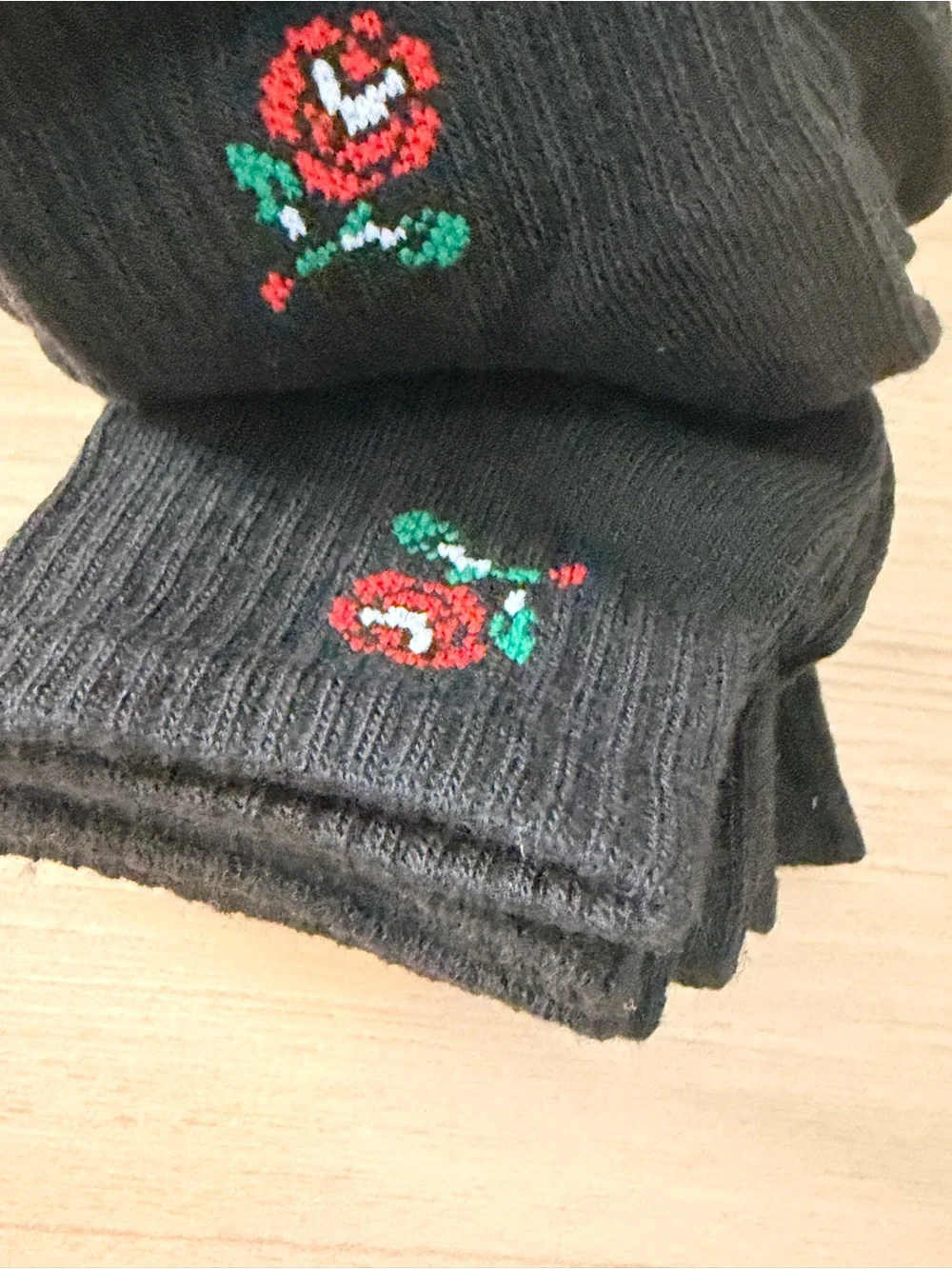 Ed Hardy Black Crew Socks with Rose Embroidery -10 Pack